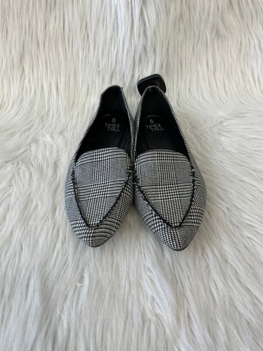 Black & White Shoes Flats Time And Tru, Size 6