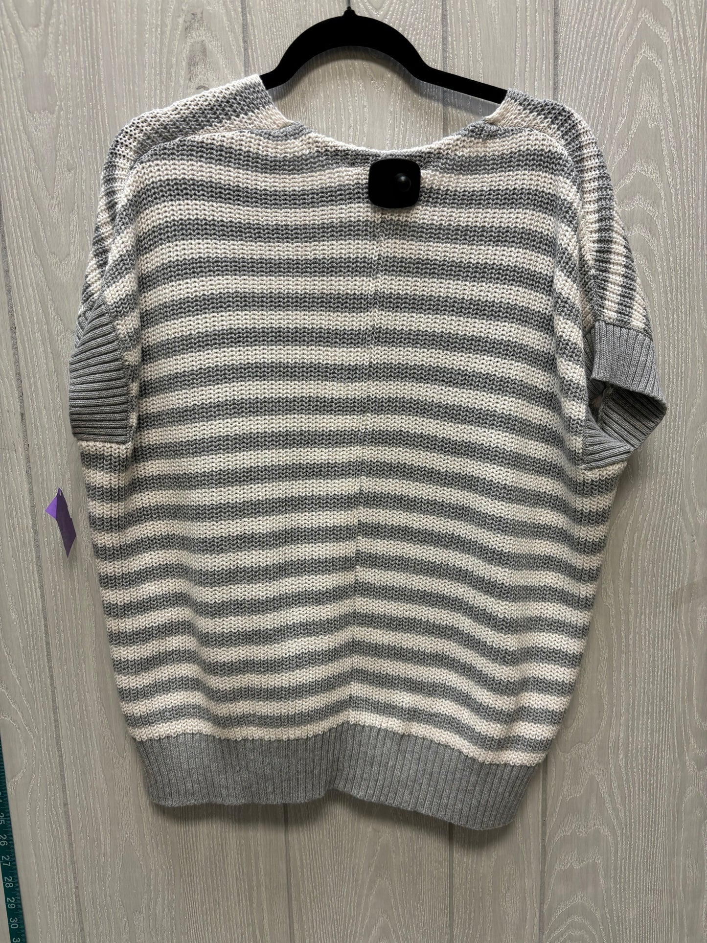 Sweater By Loft In Grey & White, Size: Xs