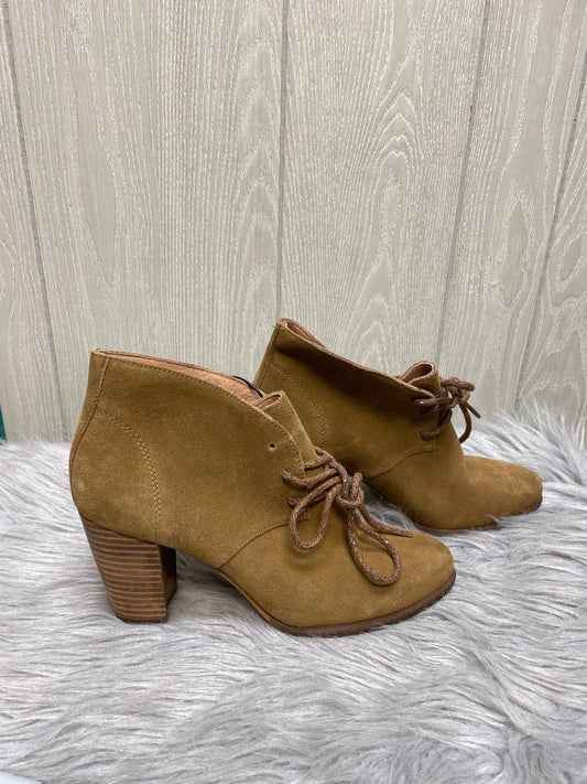 Boots Ankle Heels By Ugg In Tan, Size: 7.5