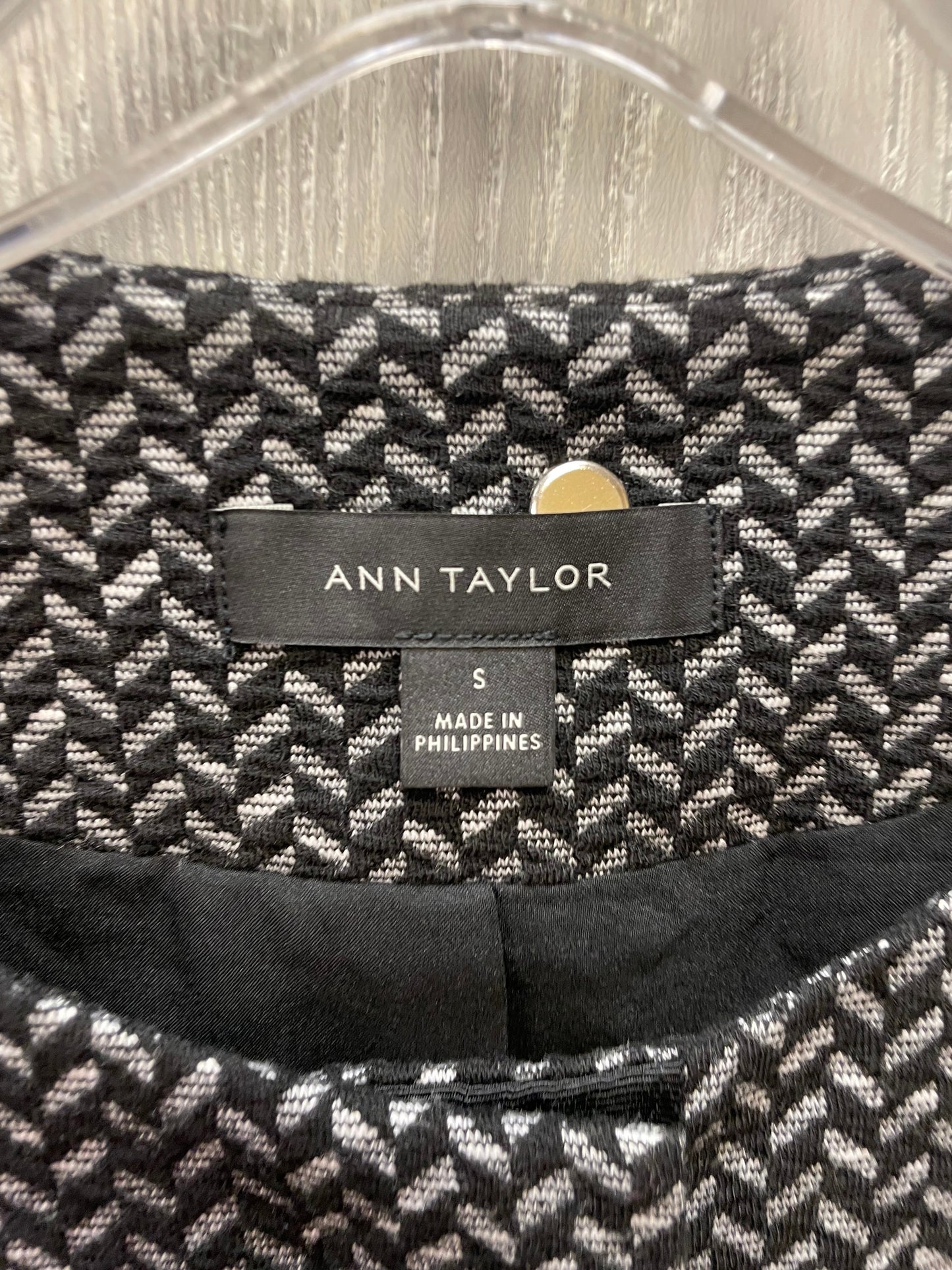 Blazer By Ann Taylor In Black & White, Size: S