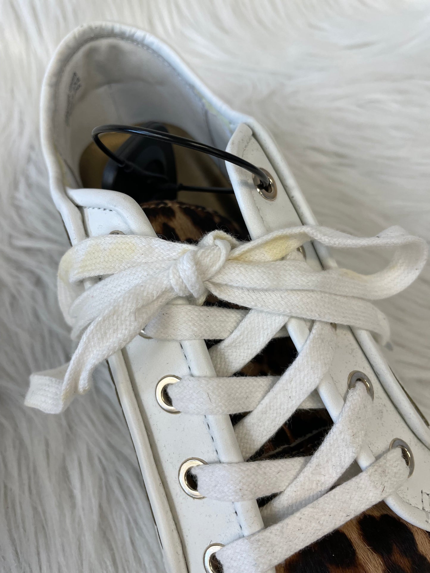 White Shoes Sneakers Ann Taylor, Size 6.5