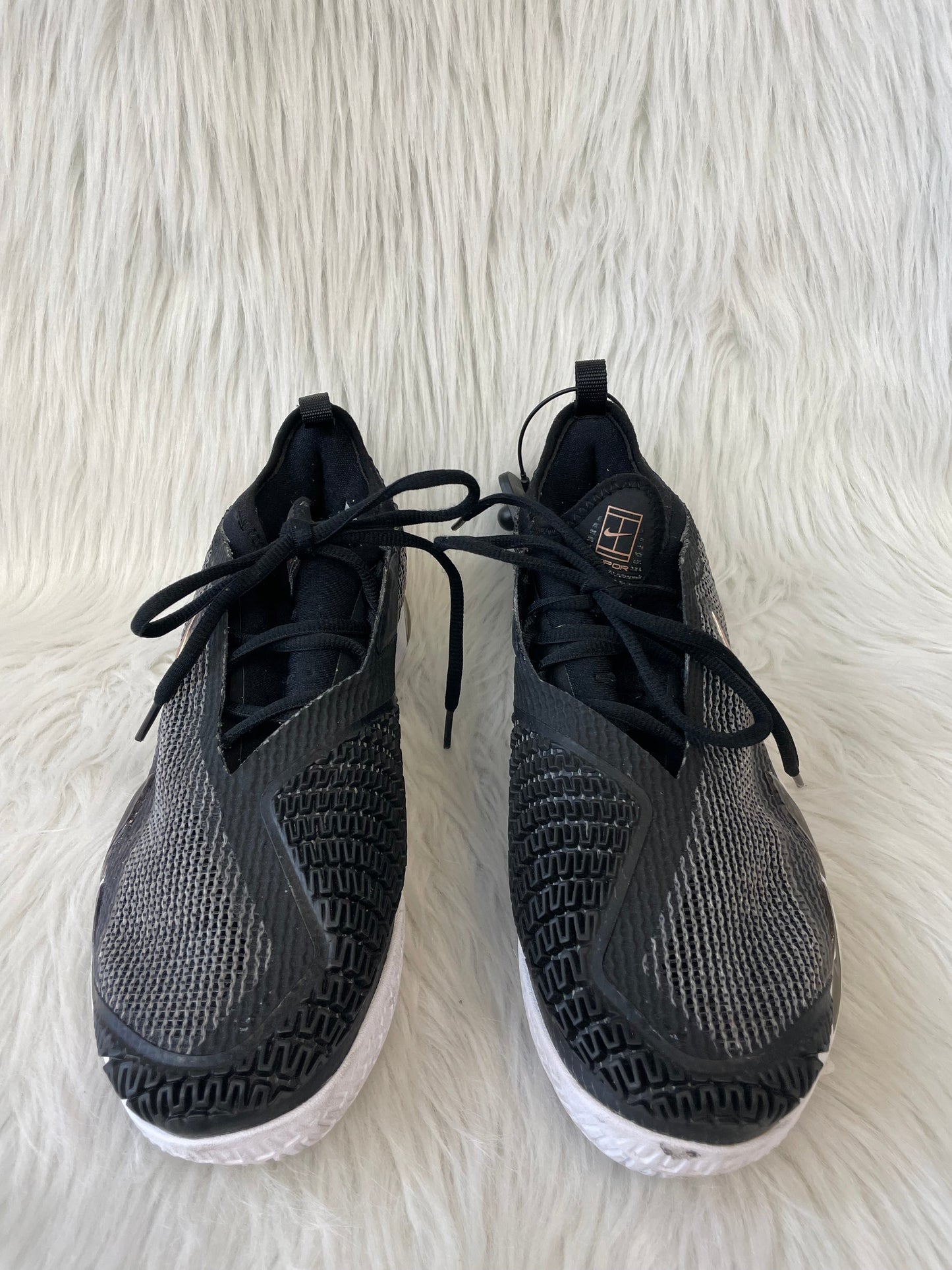 Black Shoes Athletic Nike, Size 11