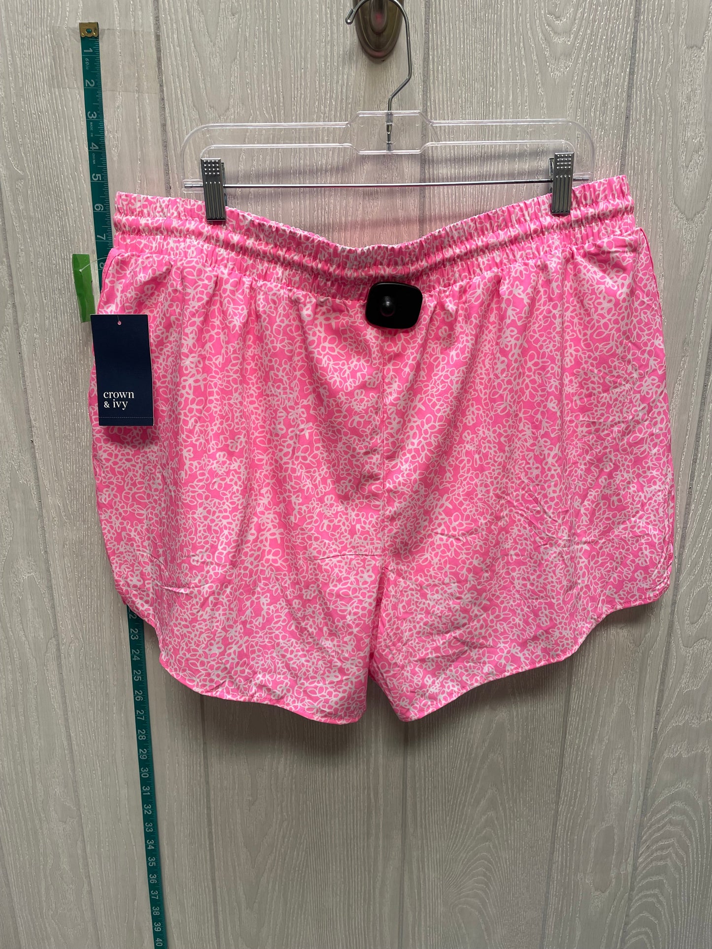 Pink Shorts Crown And Ivy, Size 22