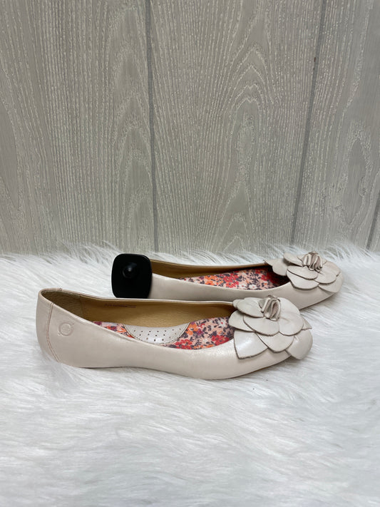 Cream Shoes Flats Born, Size 6.5
