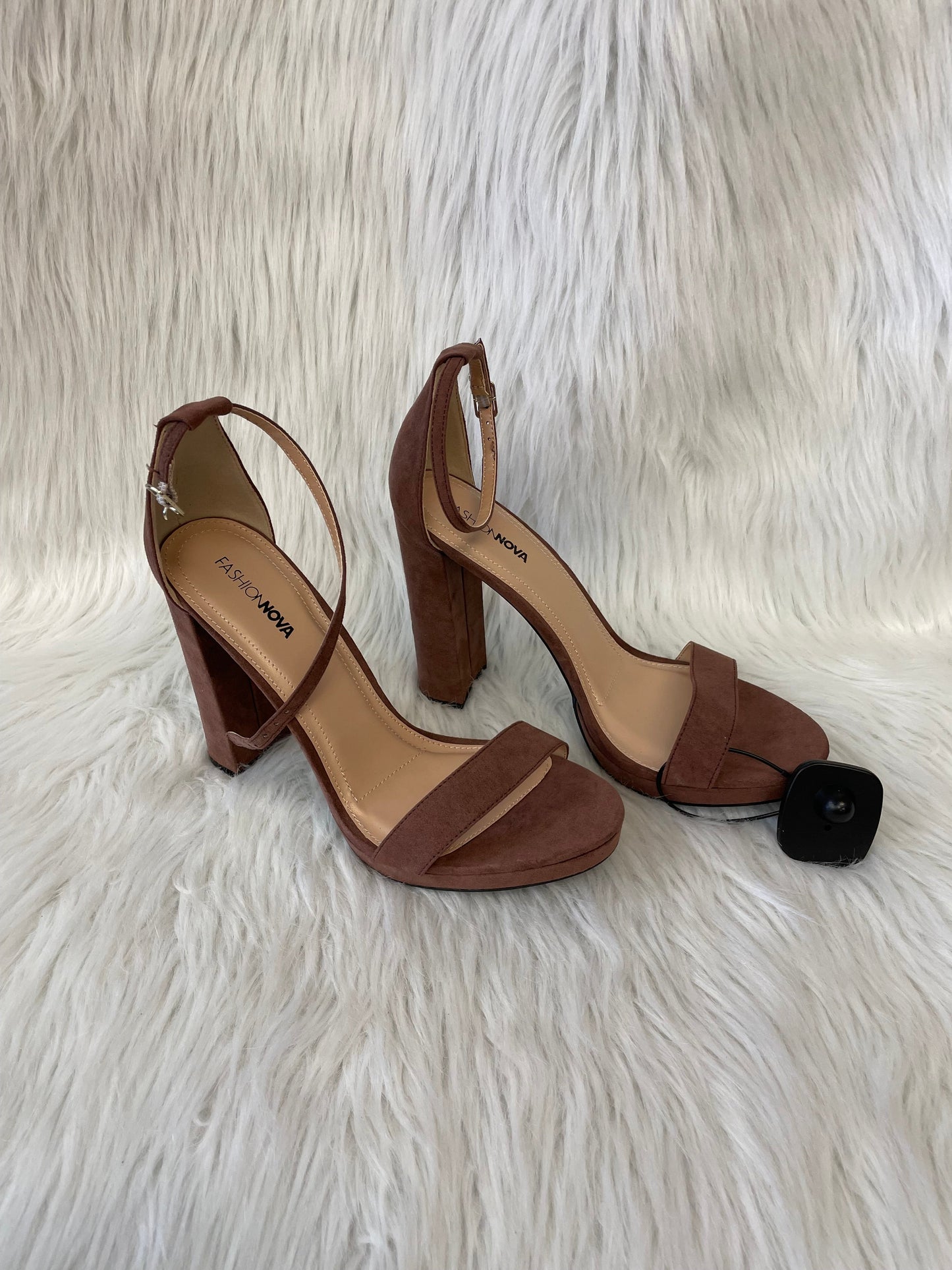 Brown Sandals Heels Block Fashion Nova, Size 10