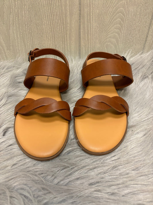 Brown Sandals Flats Time And Tru, Size 8