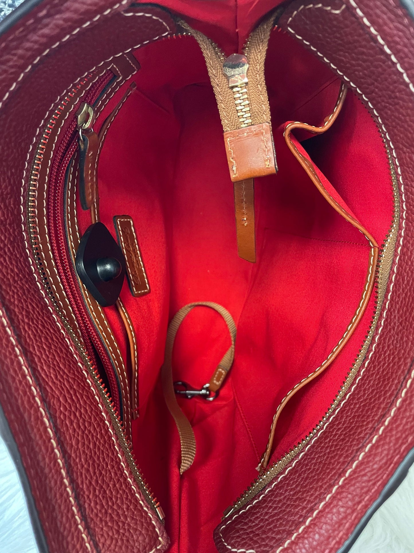 Handbag Designer Dooney And Bourke, Size Medium