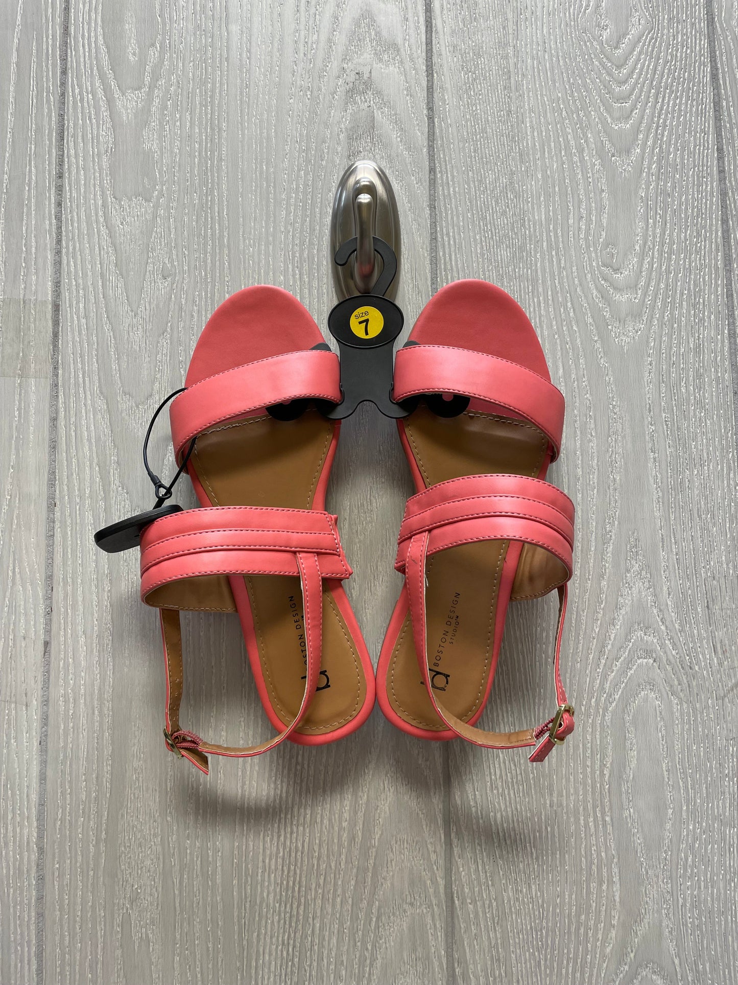 Pink Sandals Flats Clothes Mentor, Size 7