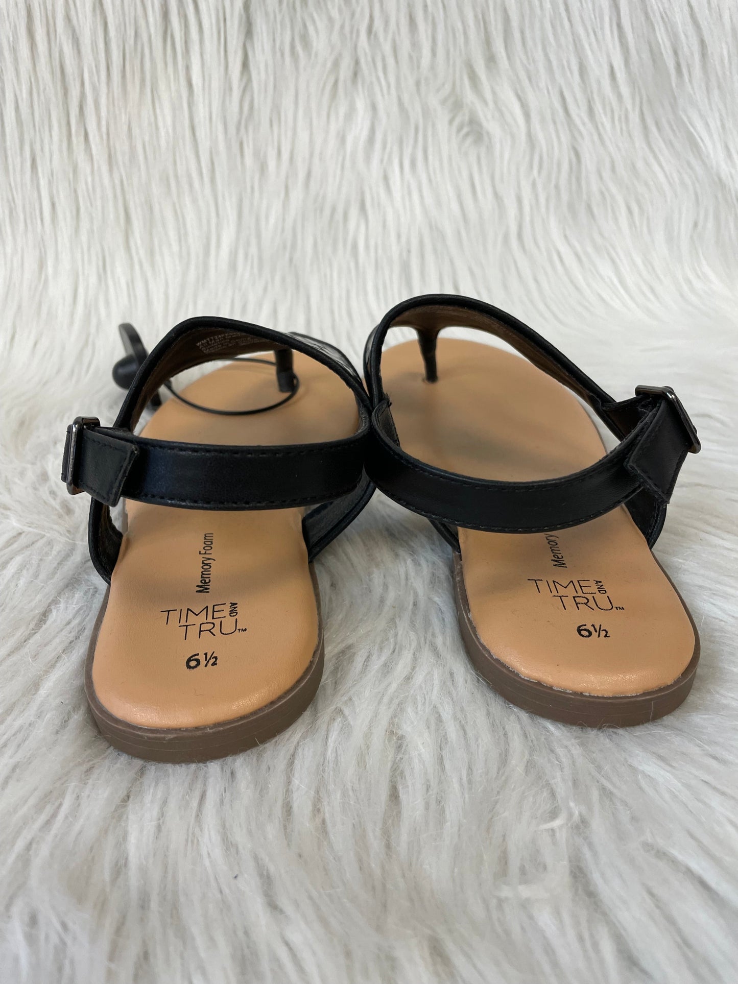 Sandals Flats By Time And Tru In Black, Size: 6.5