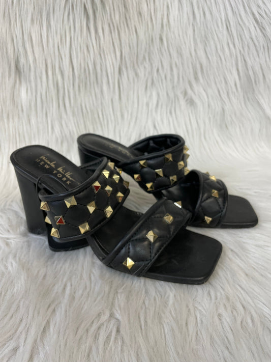 Sandals Heels Block By Nicole Miller In Black & Gold, Size: 6.5