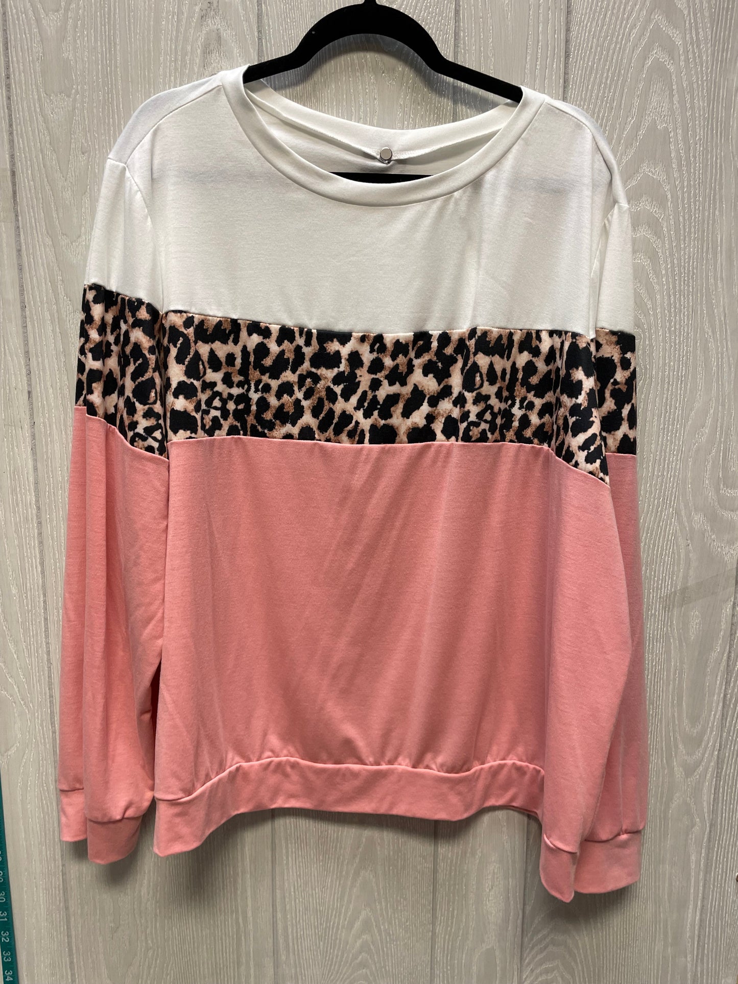 Top Long Sleeve By Clothes Mentor In Multi-colored, Size: 3x