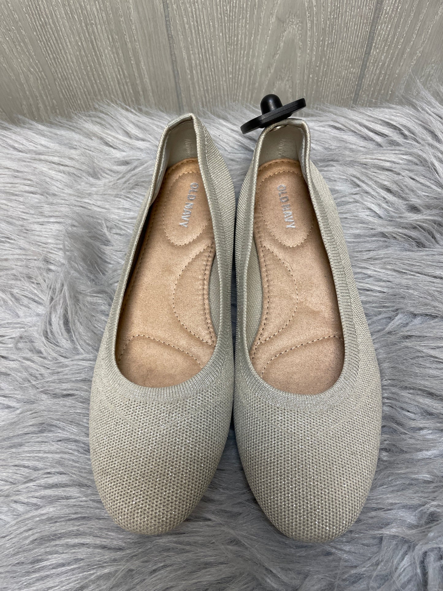 Shoes Flats By Old Navy In Silver, Size: 7