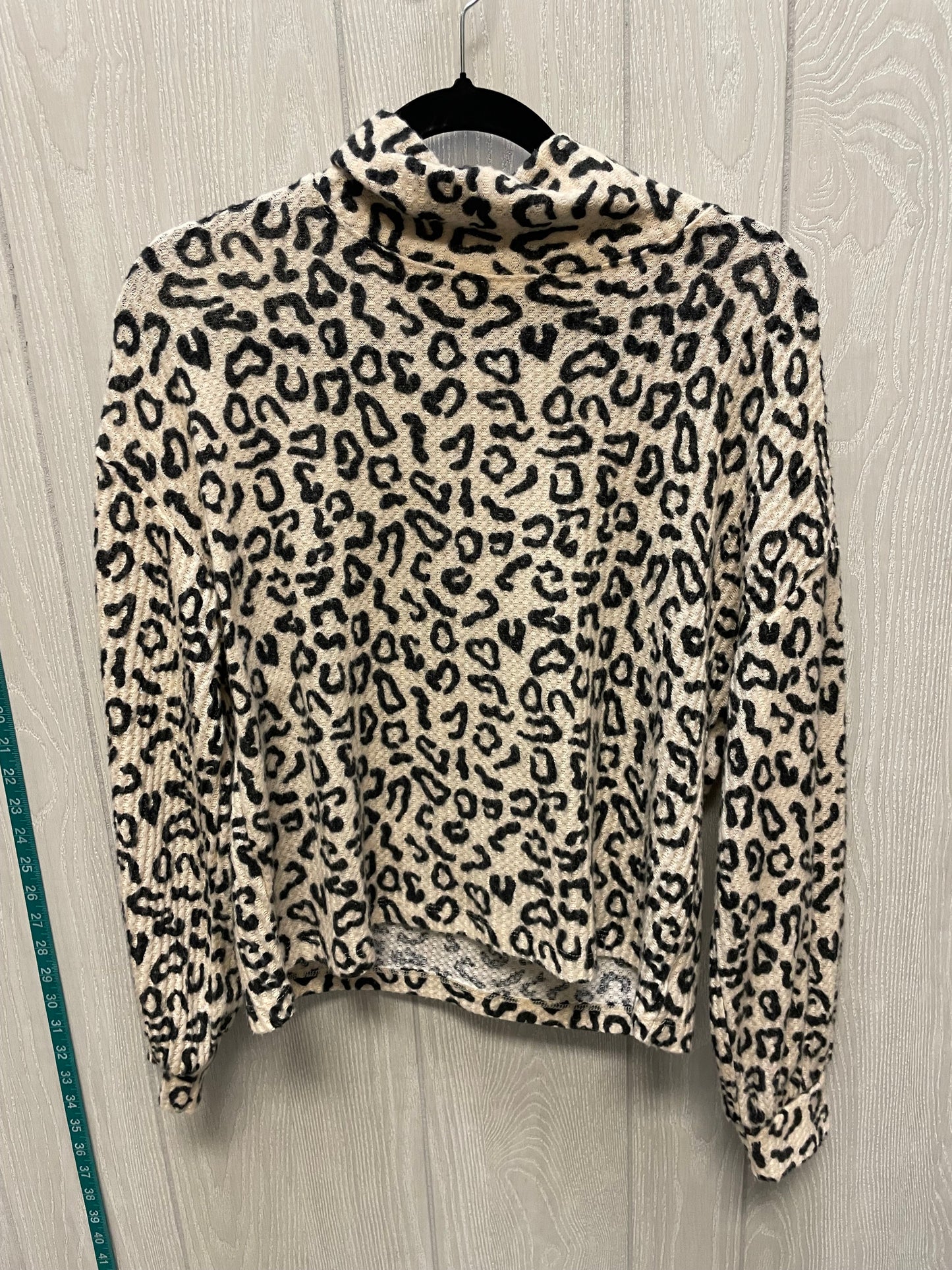 Top Long Sleeve By Sanctuary In Animal Print, Size: S