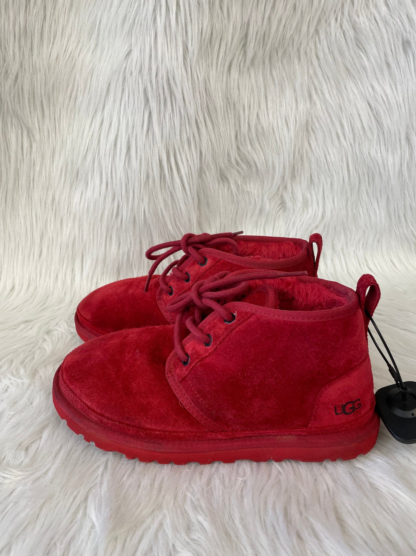 Shoes Designer By Ugg In Red, Size: 7.5