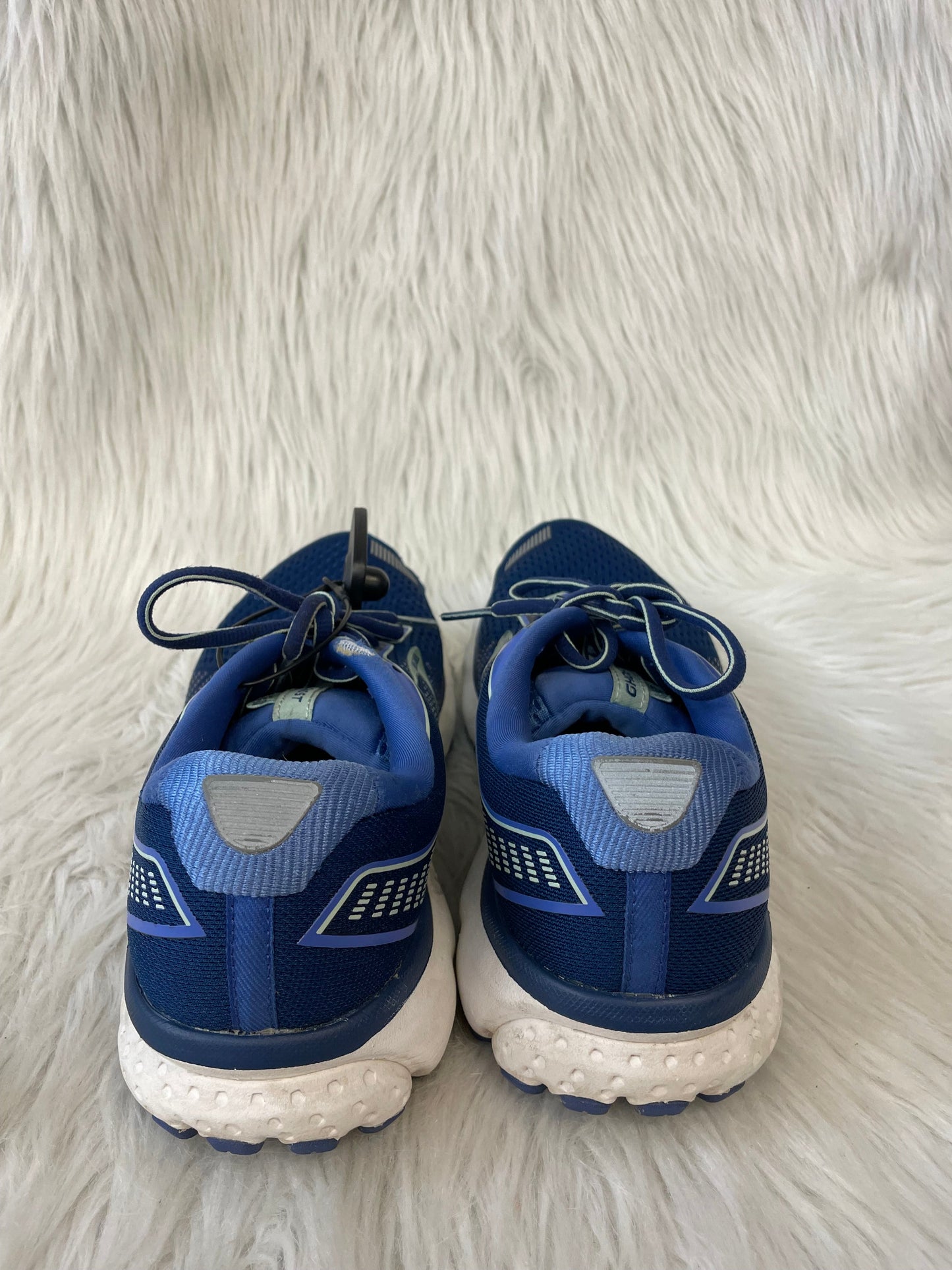 Shoes Athletic By Brooks In Blue, Size: 9.5