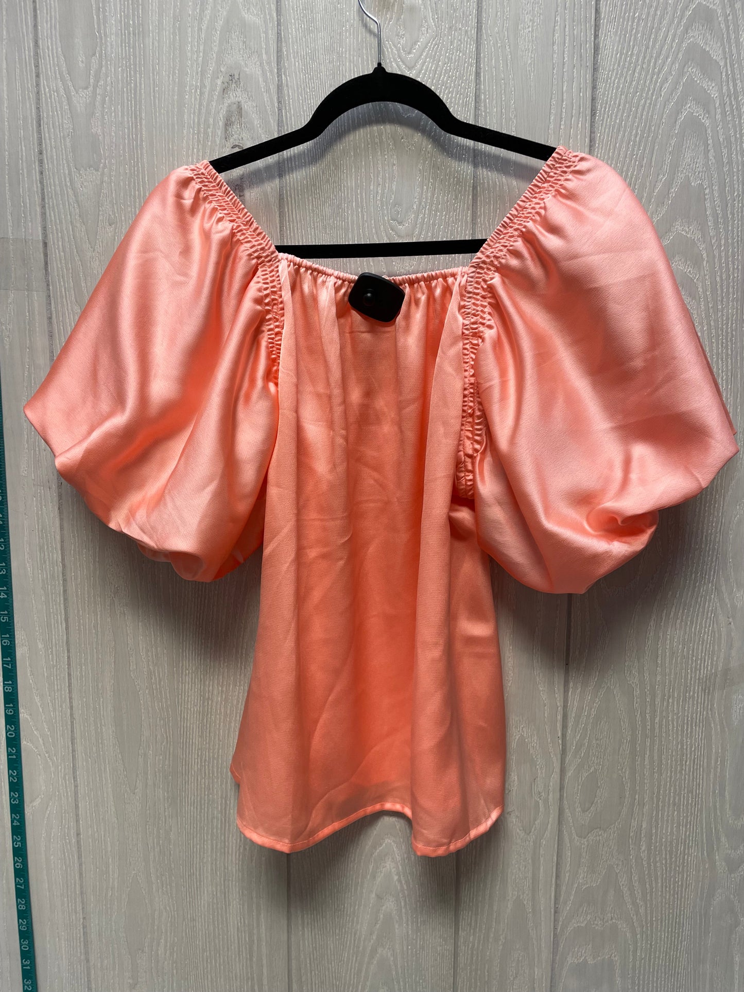 Blouse Short Sleeve By Entro In Coral, Size: S