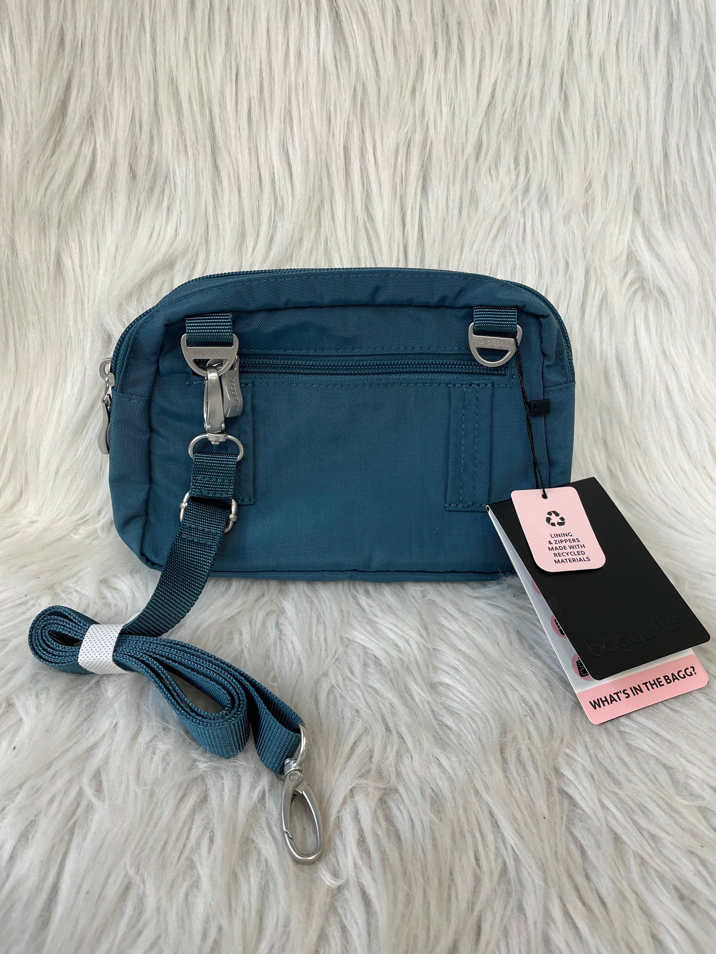 Crossbody By Baggallini, Size: Medium