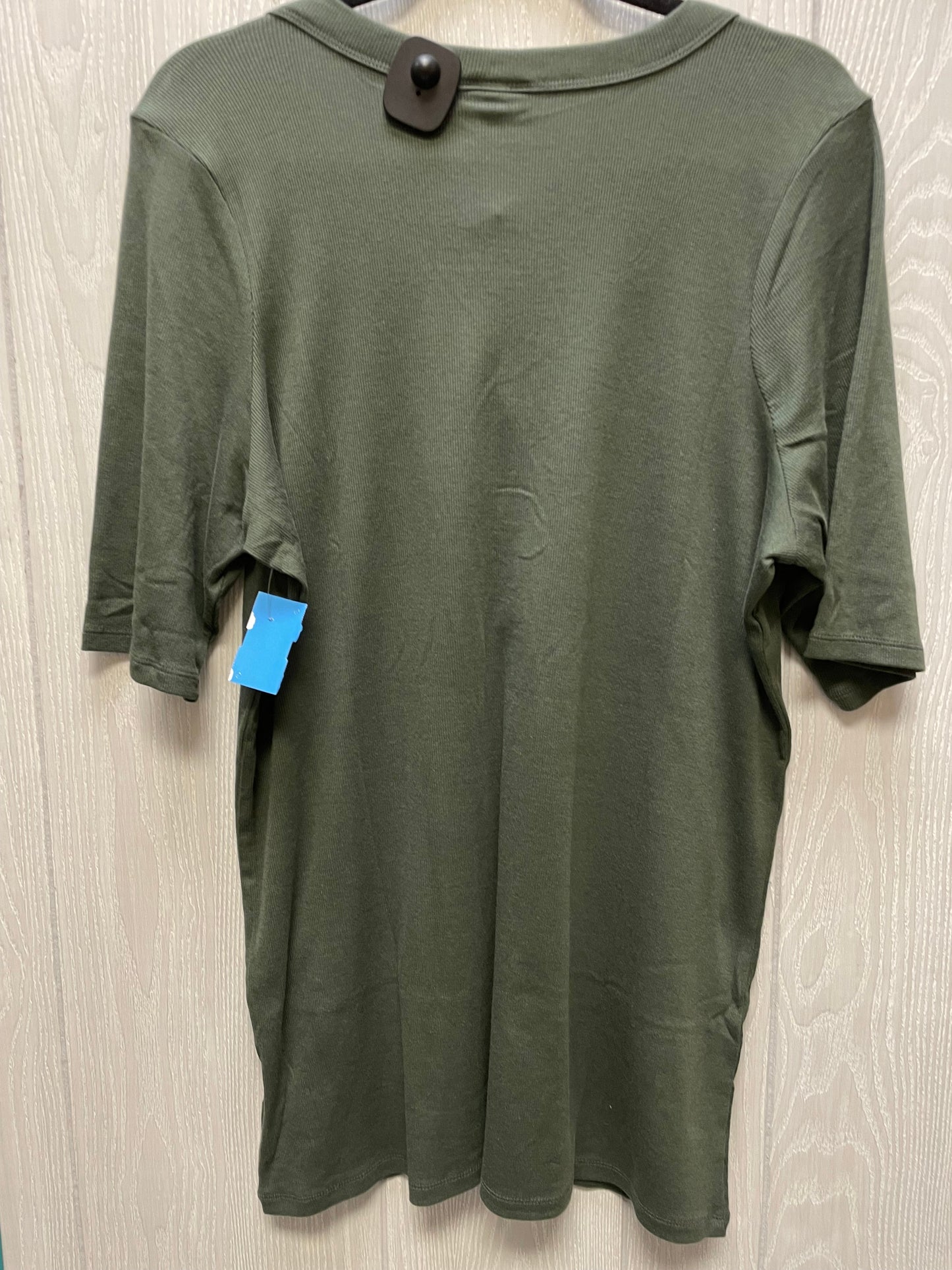 Top Short Sleeve By Torrid In Green, Size: 3x