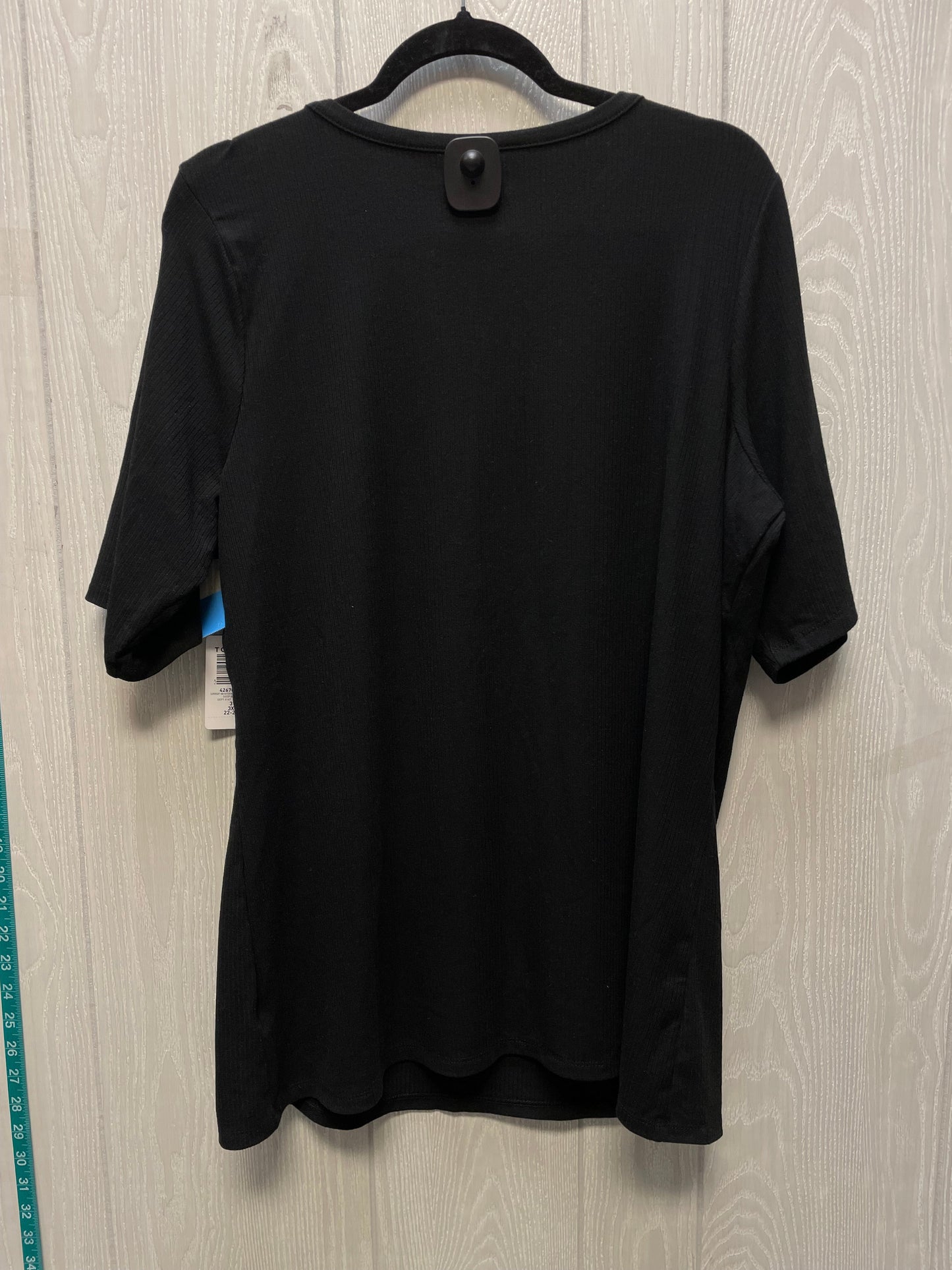 Top Short Sleeve By Torrid In Black, Size: 3x