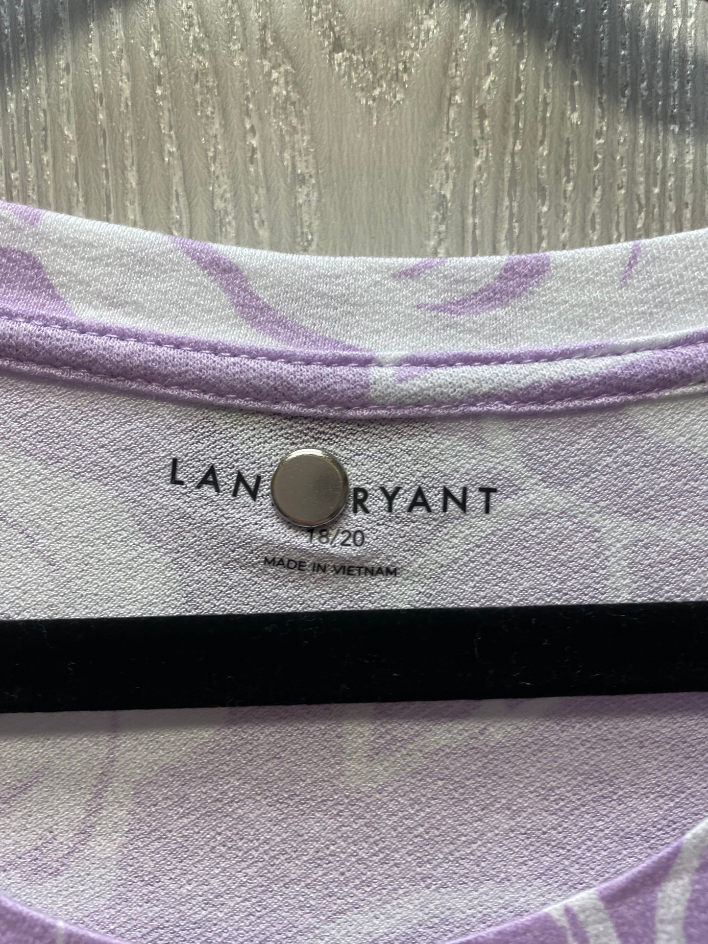 Top Short Sleeve By Lane Bryant In Purple & White, Size: 1x