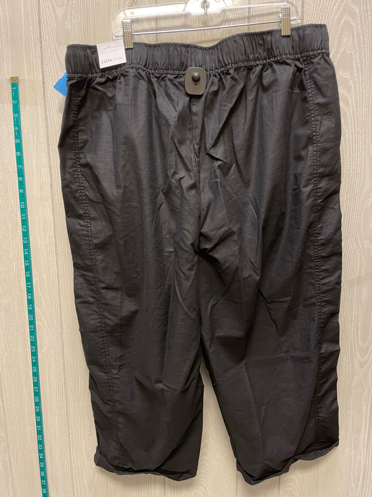 Pants Cropped By Lane Bryant In Black, Size: 22