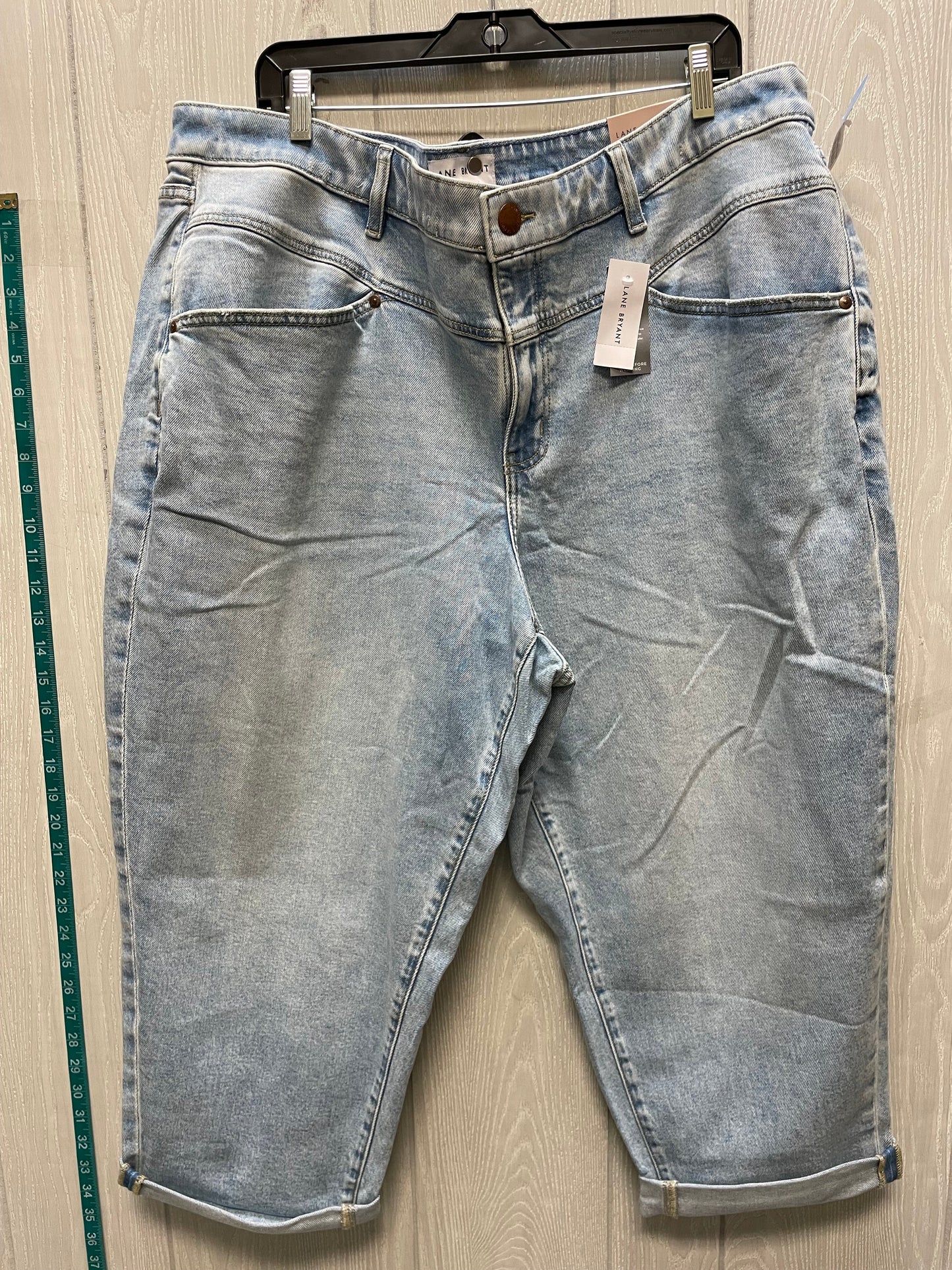 Jeans Cropped By Lane Bryant In Blue Denim, Size: 20