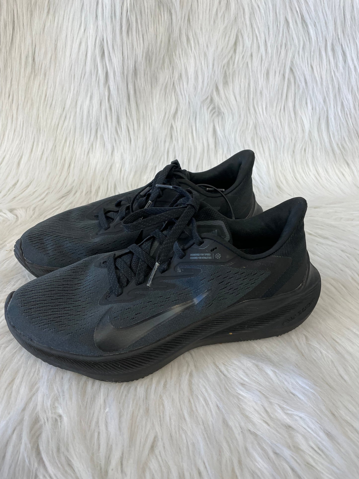 Shoes Athletic By Nike In Black, Size: 8