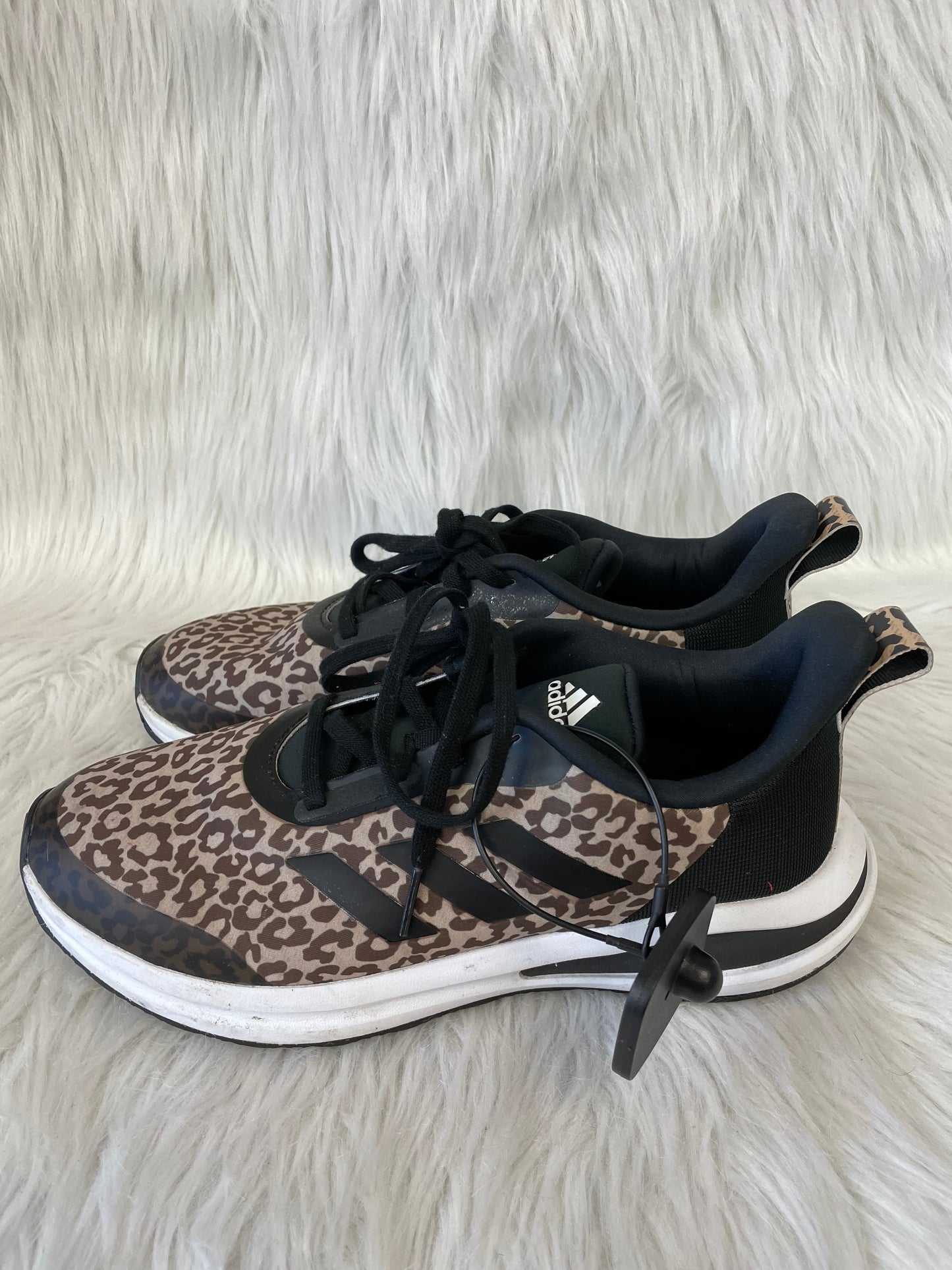 Shoes Athletic By Adidas In Animal Print, Size: 8