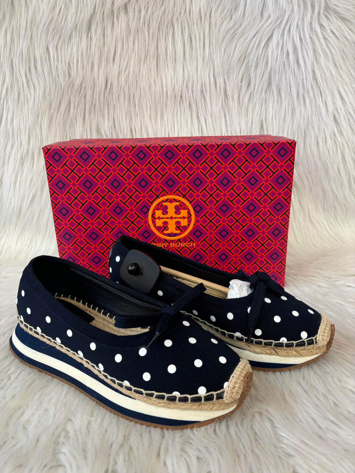 Shoes Designer By Tory Burch In Navy, Size: 7.5