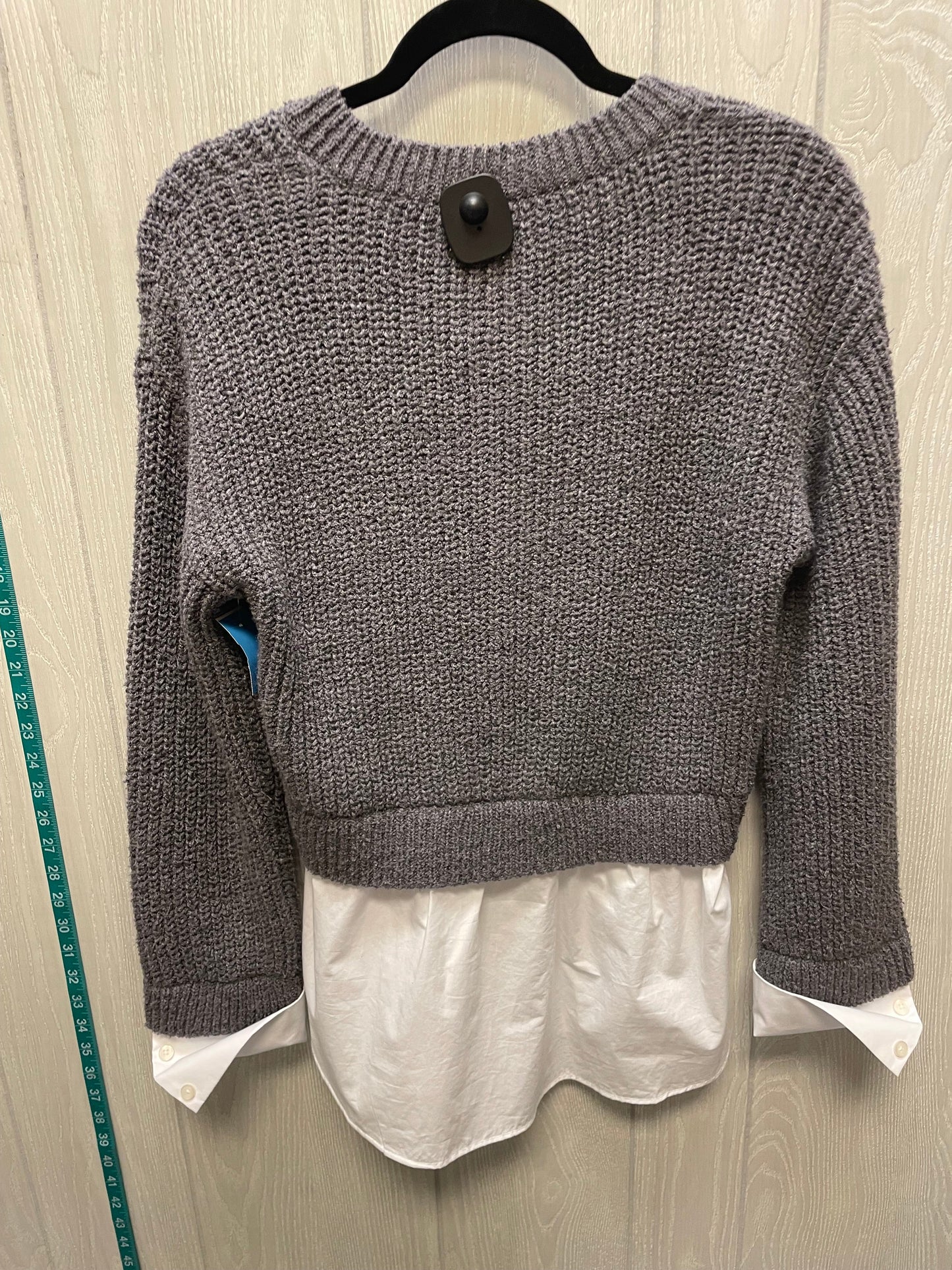 Sweater By Anthropologie In Grey & White, Size: S