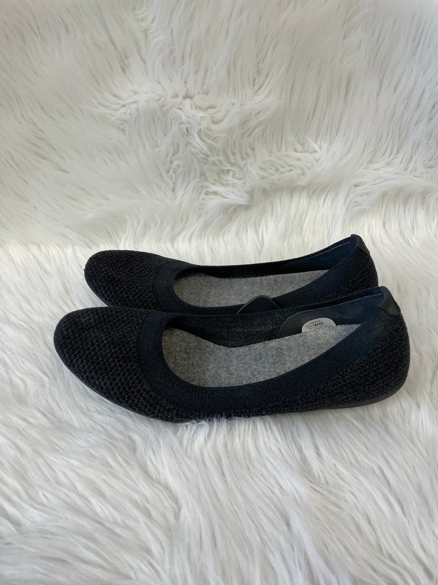 Shoes Flats By Allbirds In Grey, Size: 10