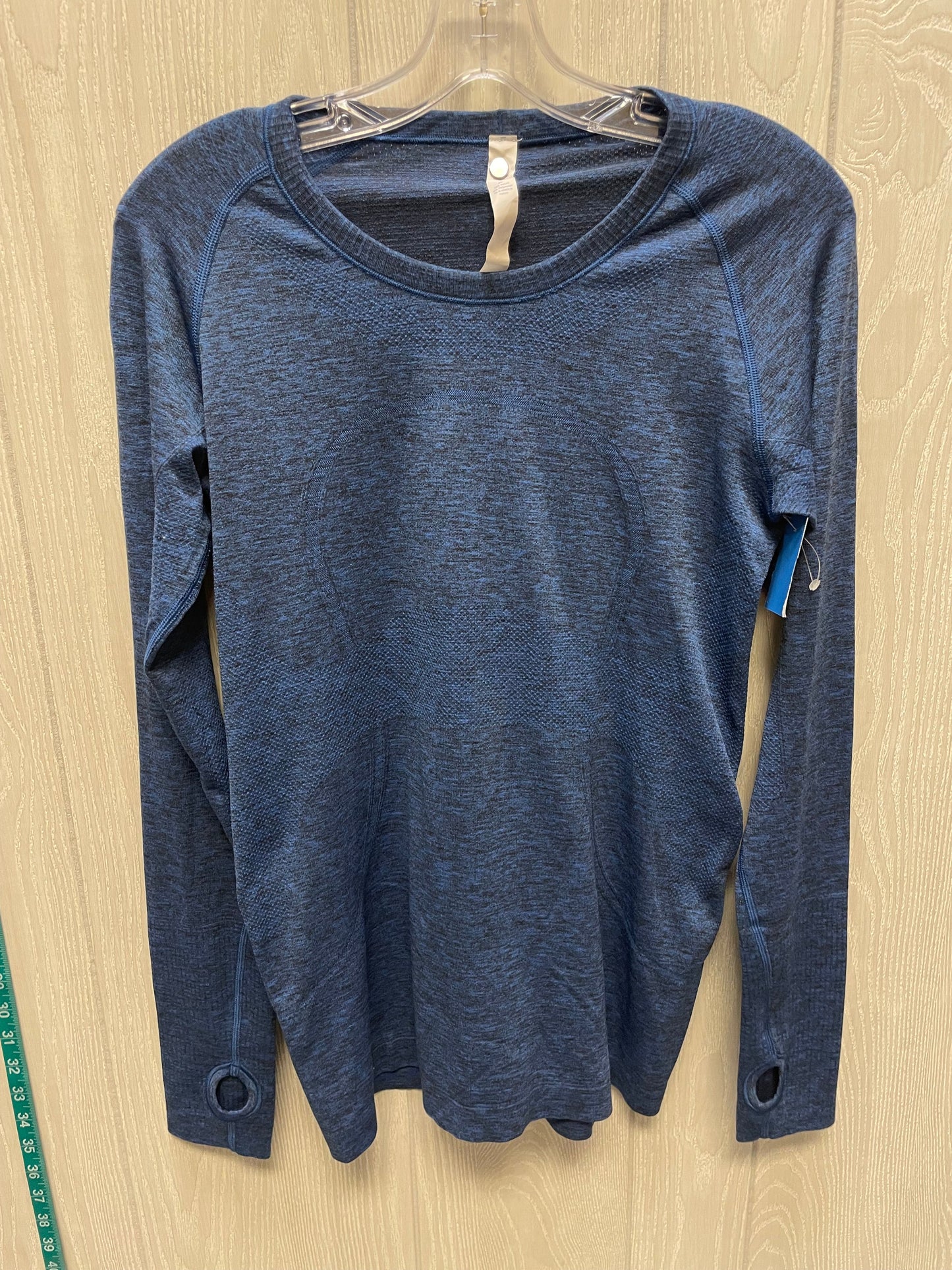 Athletic Top Long Sleeve Crewneck By Lululemon In Blue, Size: 10