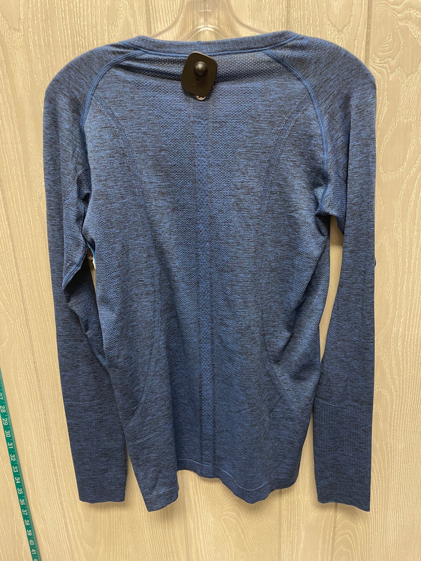 Athletic Top Long Sleeve Crewneck By Lululemon In Blue, Size: 10