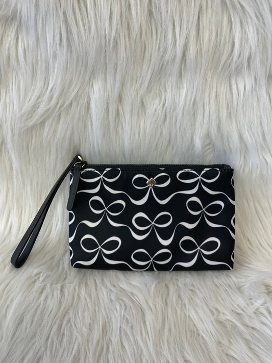 Wristlet Designer By Kate Spade, Size: Medium