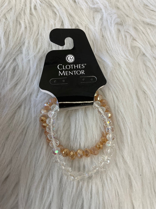 Bracelet Beaded By Clothes Mentor, Size: 02 Piece Set