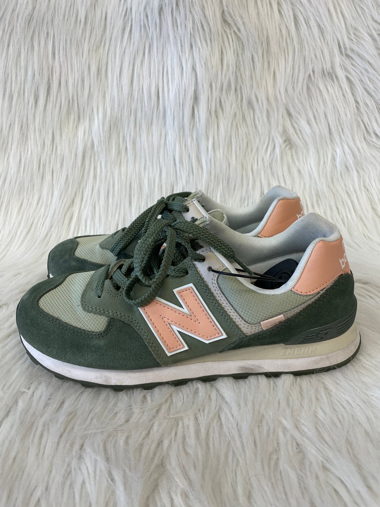 Shoes Sneakers By New Balance In Green & Tan, Size: 10