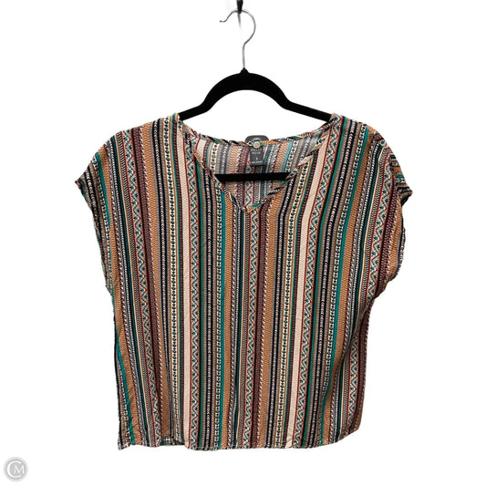 Top Short Sleeve By Clothes Mentor In Multi-colored, Size: S