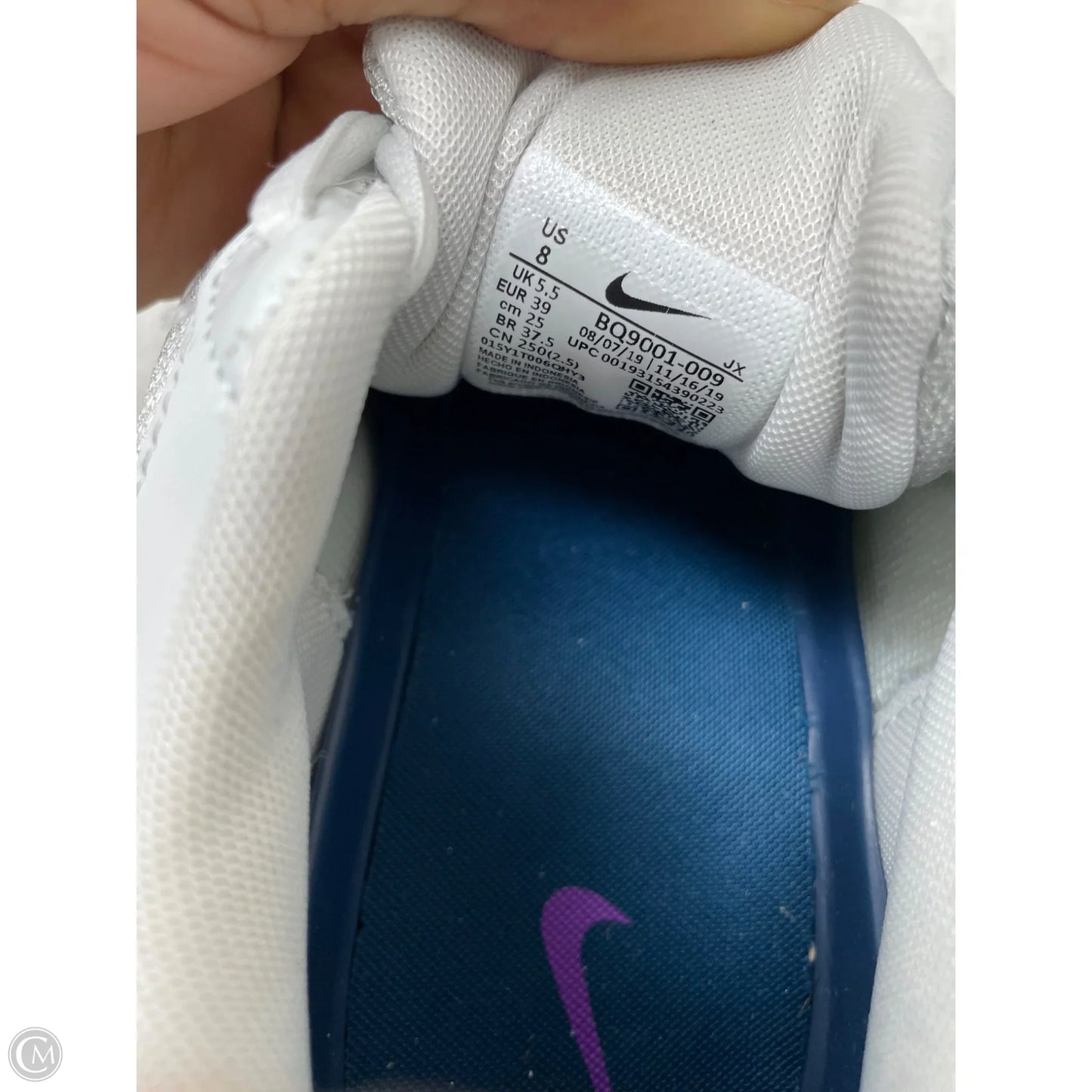 Shoes Athletic By Nike In Grey, Size: 8