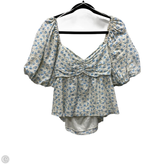 Top Short Sleeve By Clothes Mentor In Floral Print, Size: M