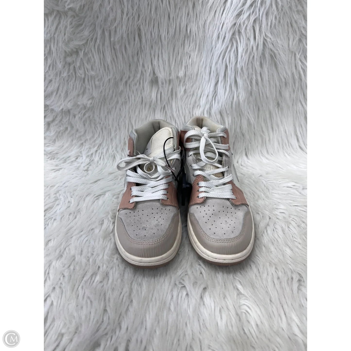 Shoes Sneakers By Nike In Cream & Tan, Size: 9.5