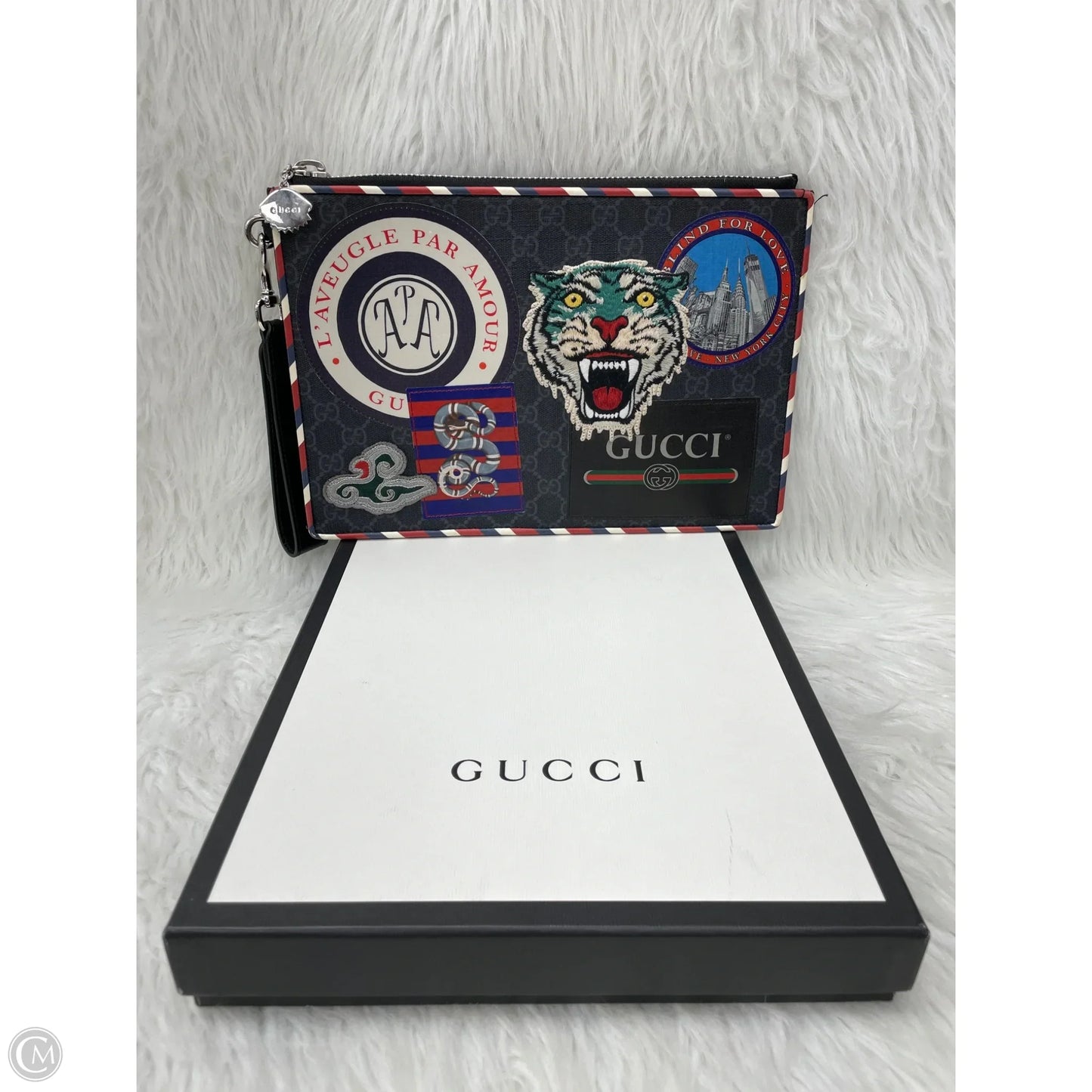 Wristlet Luxury Designer By Gucci, Size: Large