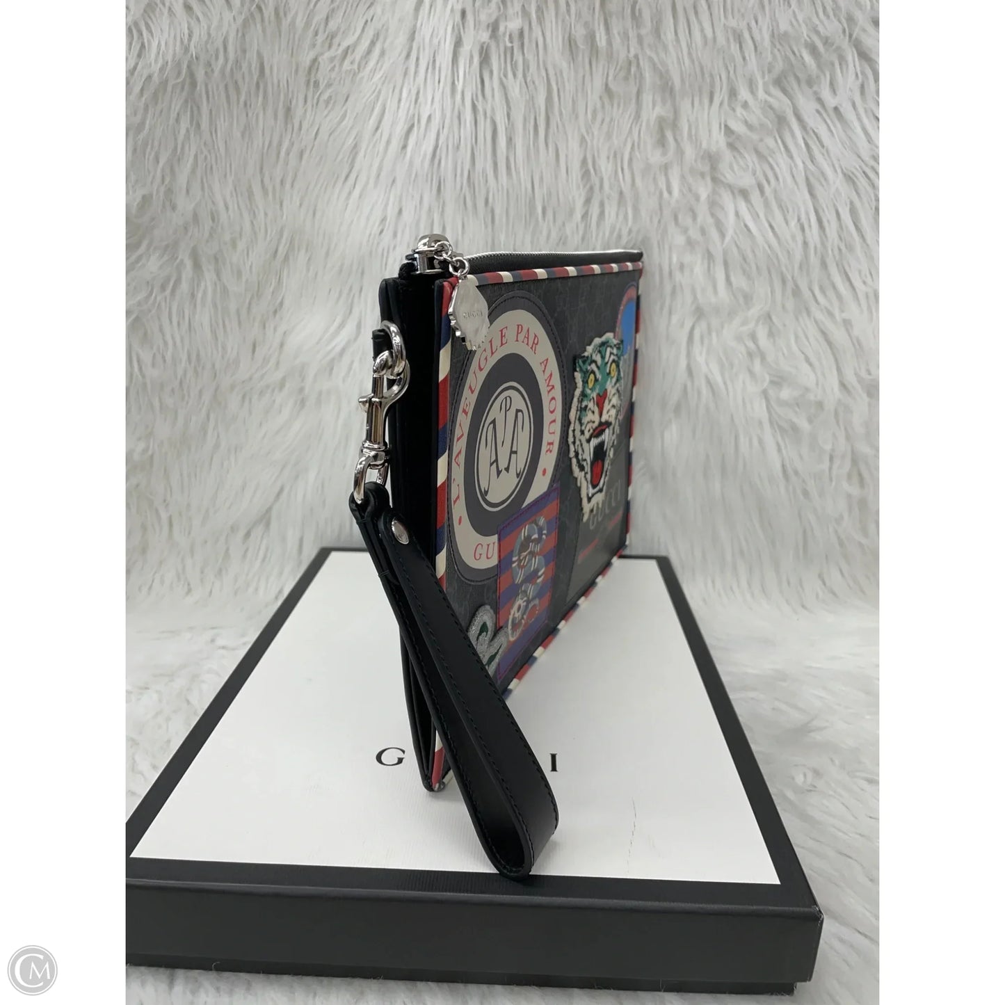 Wristlet Luxury Designer By Gucci, Size: Large