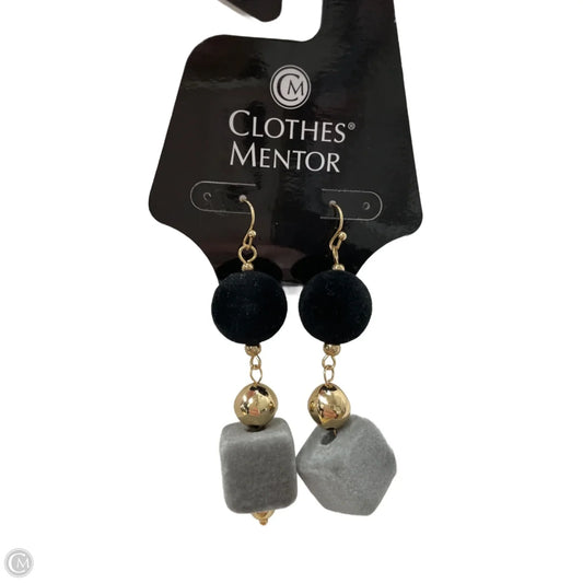 Earrings Dangle/drop By Clothes Mentor