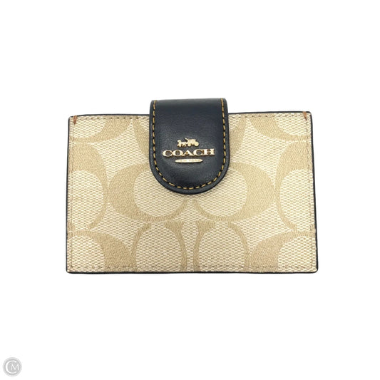 Id/card Holder Designer By Coach, Size: Medium