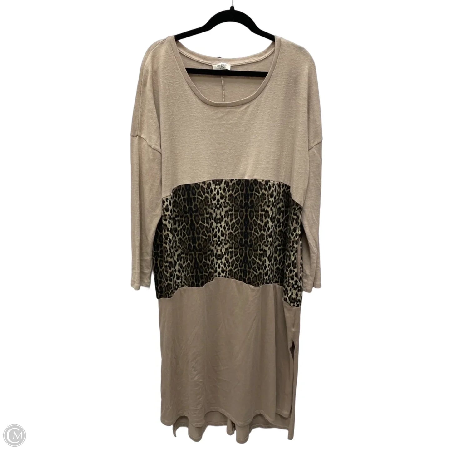 Dress Casual Short By Umgee In Tan, Size: L
