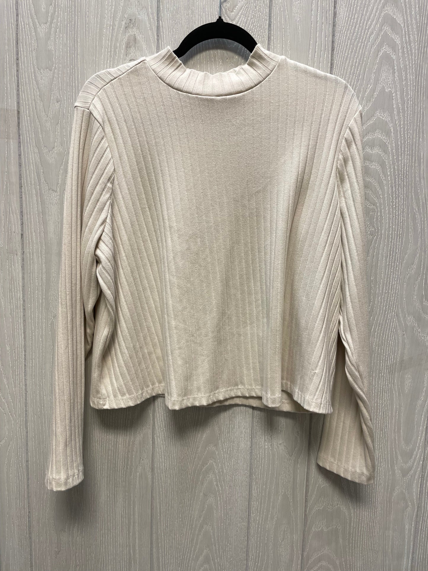 Top Long Sleeve By Old Navy In Tan, Size: 2x