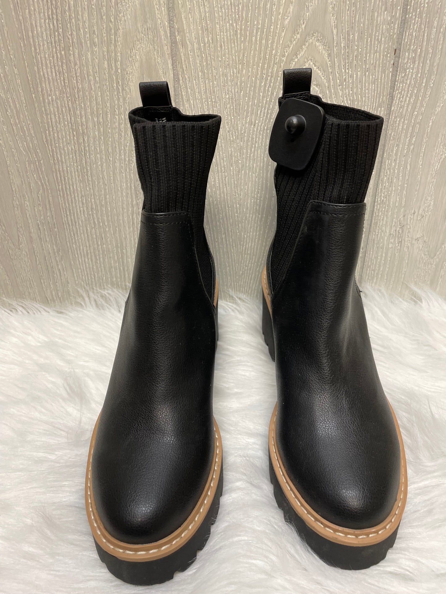 Black Boots Ankle Heels Dolce Vita, Size 7.5