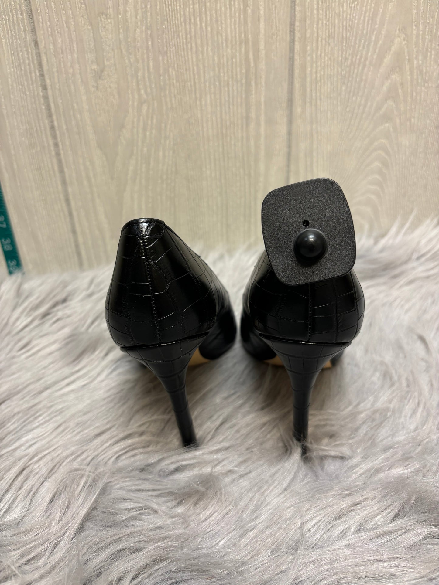 Black Shoes Heels Stiletto Nine West, Size 7.5