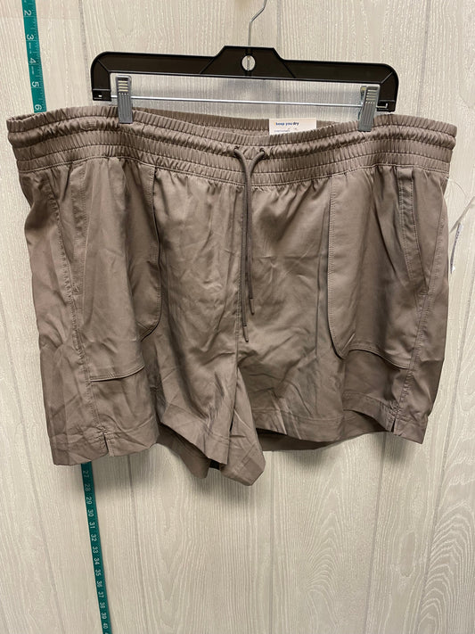 Green Shorts Old Navy, Size 20