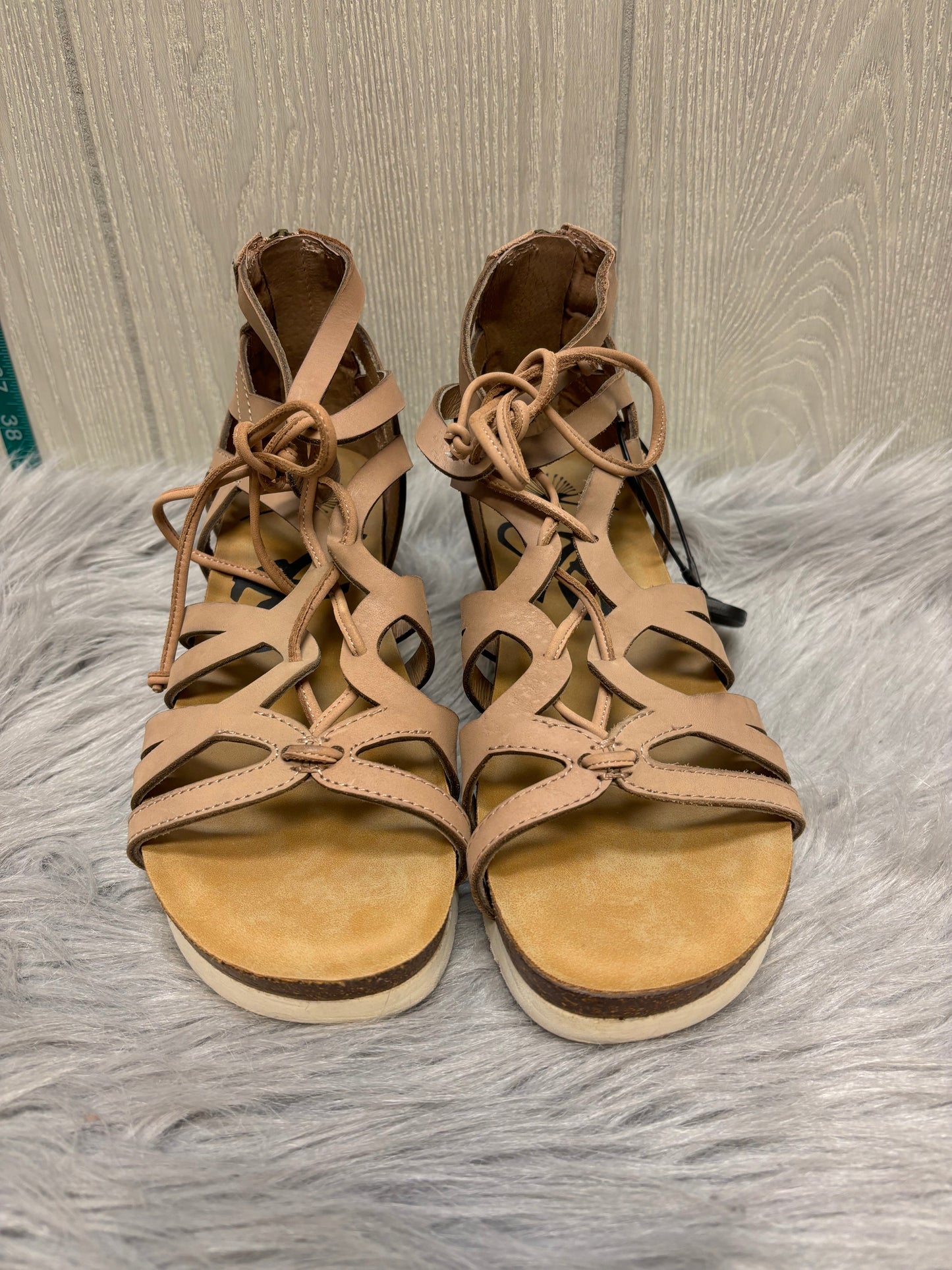 Tan Sandals Heels Wedge Otbt, Size 8